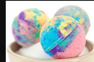 How to Make Fizzy Bath Bombs